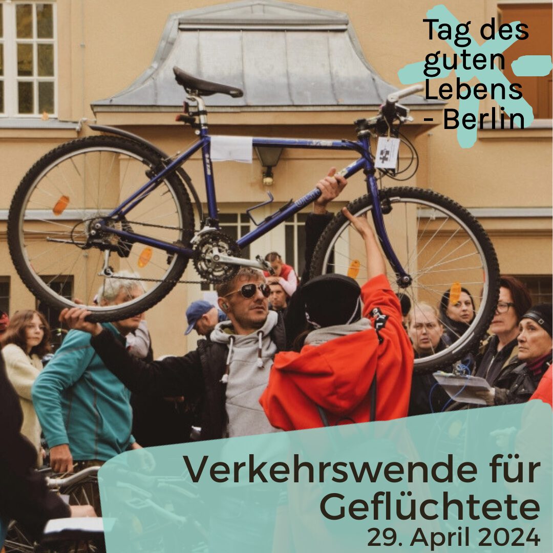 Menschen bei Fahrradverschenkaktion